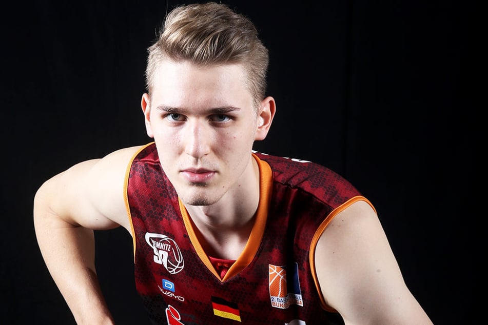 Niners-Korbjäger Jonas Richter ist ein sehr enger Freund Naoh Berges und von dessen Schicksal ganz besonders betroffen.