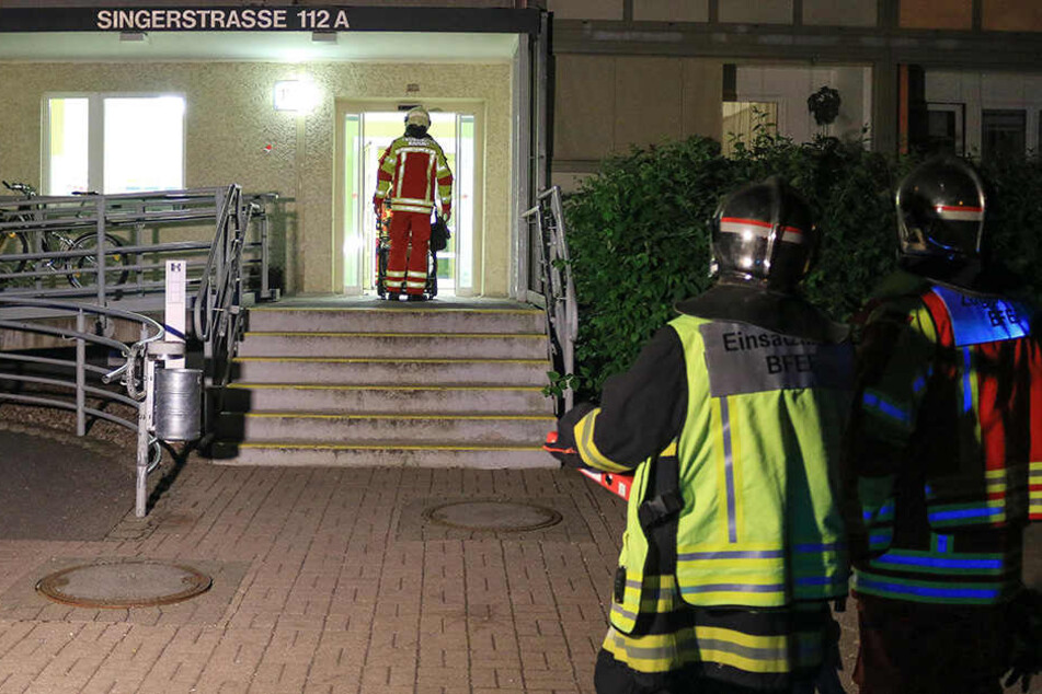 In der Singerstraße zündelten Unbekannte in einem Keller.