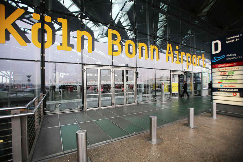 Der junge Mann wollte vom Köln Bonn Airport nach Ägypten fliegen.