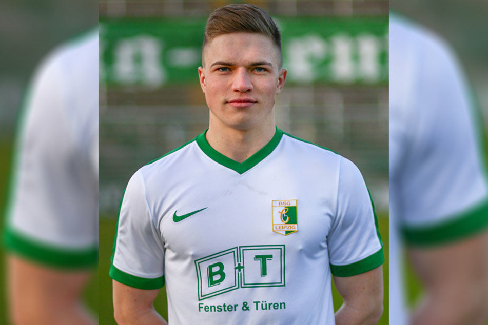 Mittelfeldspieler Lars Schmidt (22) hat seinen Vertrag bei BSG Chemie Leipzig verlängert.