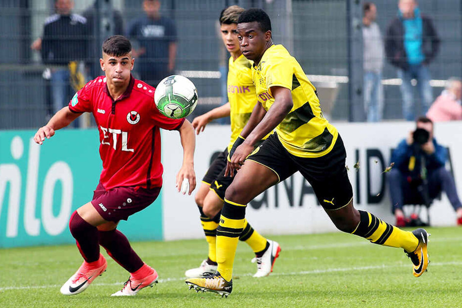 Youssoufa Moukoko hat eine eingebaute Torgarantie. (Symbolbild)