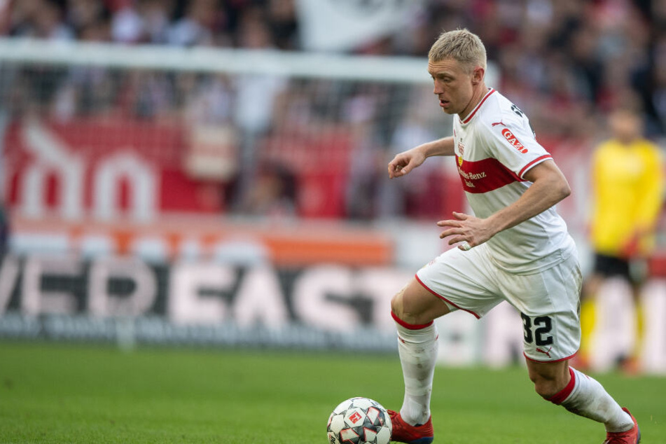 VfB Stuttgarts Rechtsverteidiger Andreas Beck (32, Foto) führte die Schwaben in den vergangenen beiden Spielen unter Interimstrainer Nico Willig als Kapitän aufs Feld.