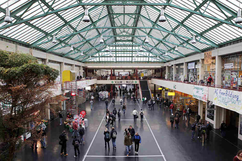Am 21. November kam es zur blutigen Schlägerei in einem Hörsaal der Uni Bielefeld.