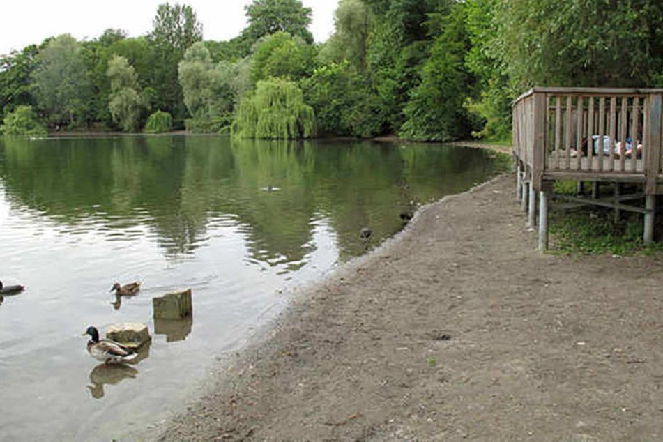 Viele Stege und Uferpromenaden haben schon gar keine Wasseranbindung mehr.