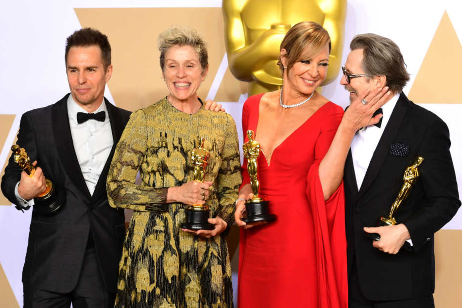 Der Schauspielerin Frances McDormand (60, zweite von links) wurde beklaut.