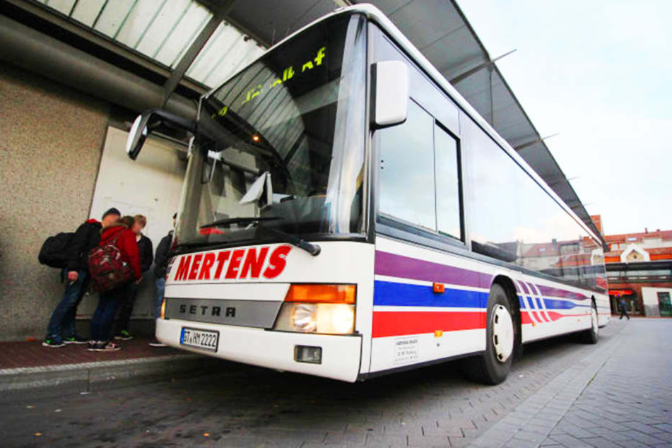 Am Busbahnhof in Gütersloh wurden drei junge Afghanen bei einer Prügel-Attacke leicht verletzt.