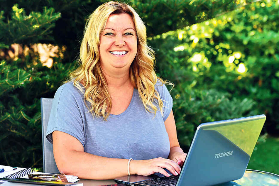 Die Fantasy-Fans reißen Chemnitzerin Nica Stevens (39) ihren neuen Roman quasi aus den Händen.