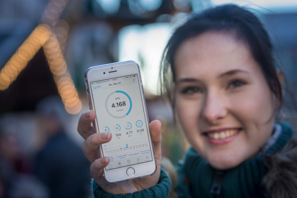 Laut App "Accupedo" verbrannte TAG24-Reporterin Isabel Möller (20) beim weihnachtlichen Bummeln 150 Kalorien.