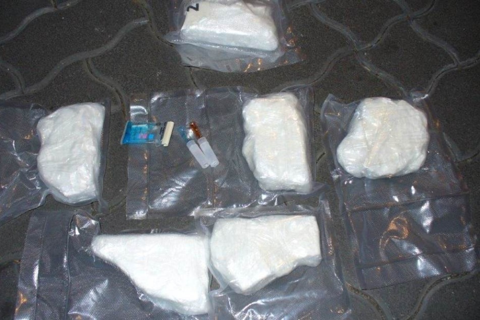 1,7 Kilo Koks im Wert von 127.000 Euro konnte das Hauptzollamt Bielefeld beschlagnahmen!
