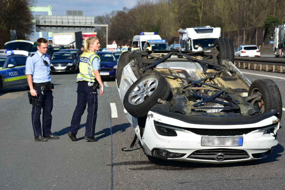 Die Autobahn ist momentan noch gesperrt.