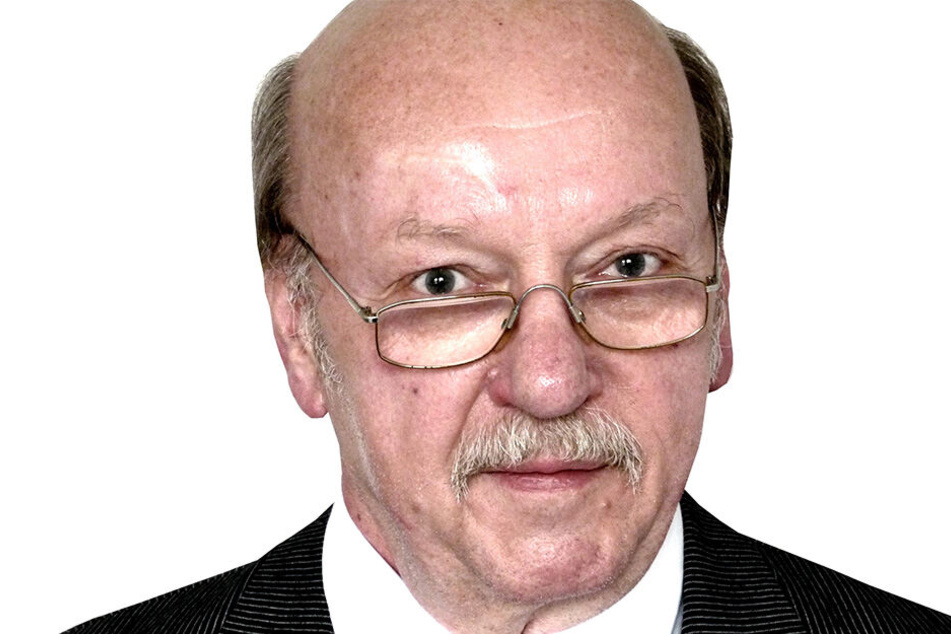Joachim Zschocke (68, Pro Chemnitz) hat die grau-weißen Fassaden der Stadt satt.