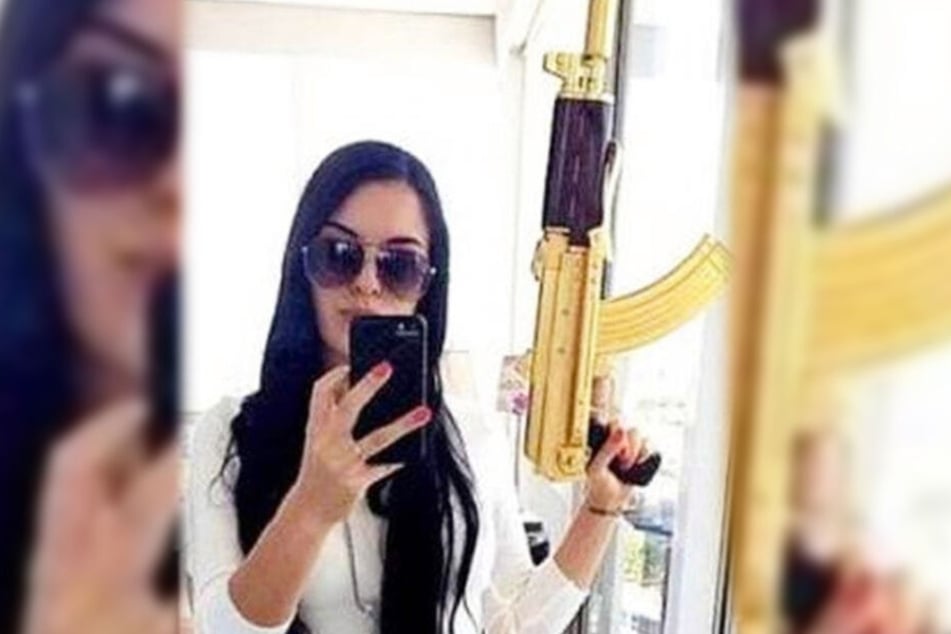 Die Terror-Anführerin Esquivel zeigte sich gern mit großen Waffen.