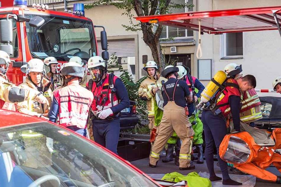 Die Tat löste einen Großeinsatz der Feuerwehr aus. (Symbolbild)