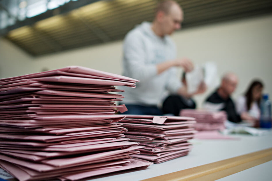 Die Städte sind im Hinblick auf etwaige Wahlhelfer bereits gut aufgestellt. (Symbolbild)