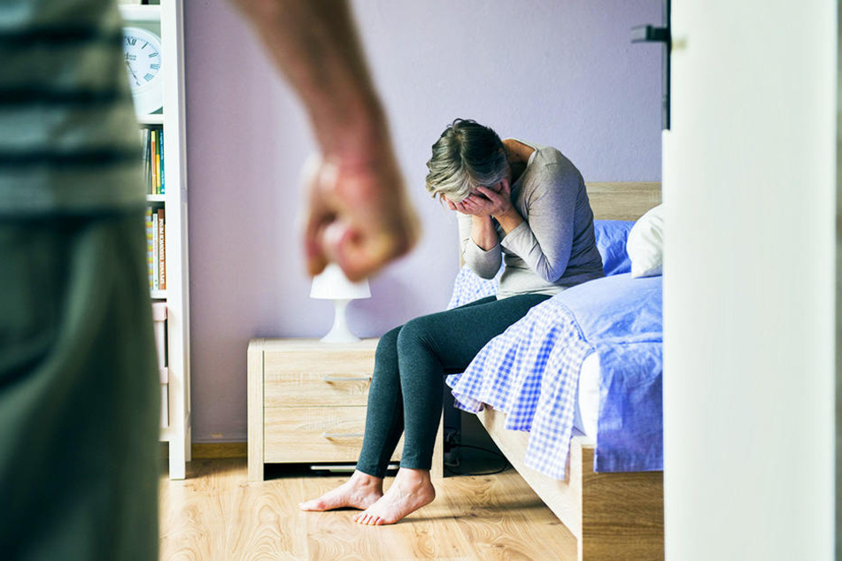 Oft trauen sich Opfer sexueller Gewalt nicht, sofort eine Anzeige zu erstattet. Wichtige Spuren gehen deshalb verloren und die Täter kommen häufig ungestraft davon.