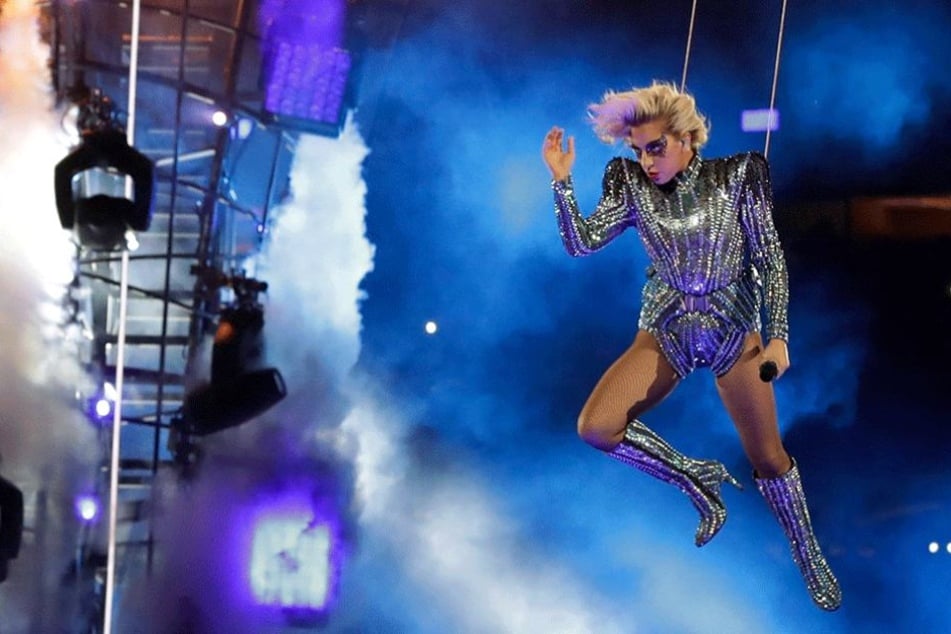 Lady Gaga bei ihrem Aufritt beim Super Bowl.