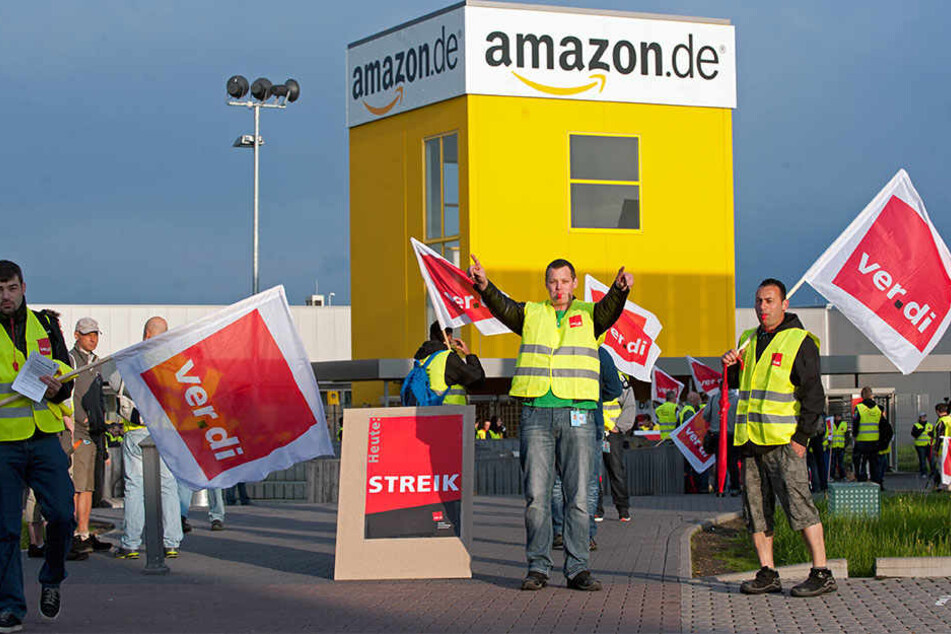 Auch am Montag legten die Mitarbeiter von Amazon Leipzig ihre Arbeit nieder.