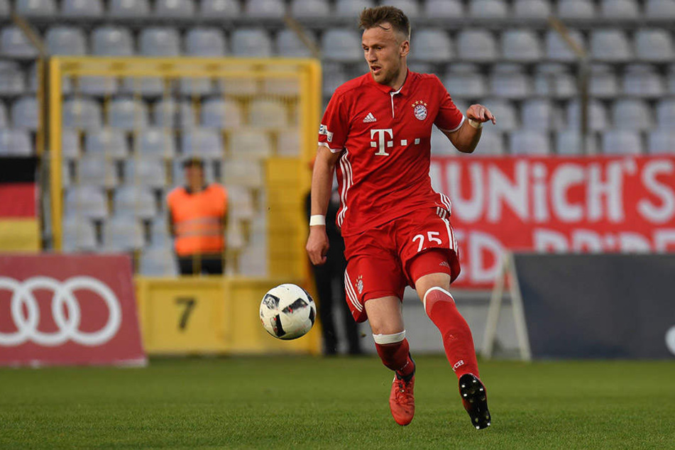 Der 22-Jährige soll die Defensive des SC Paderborn verstärken.