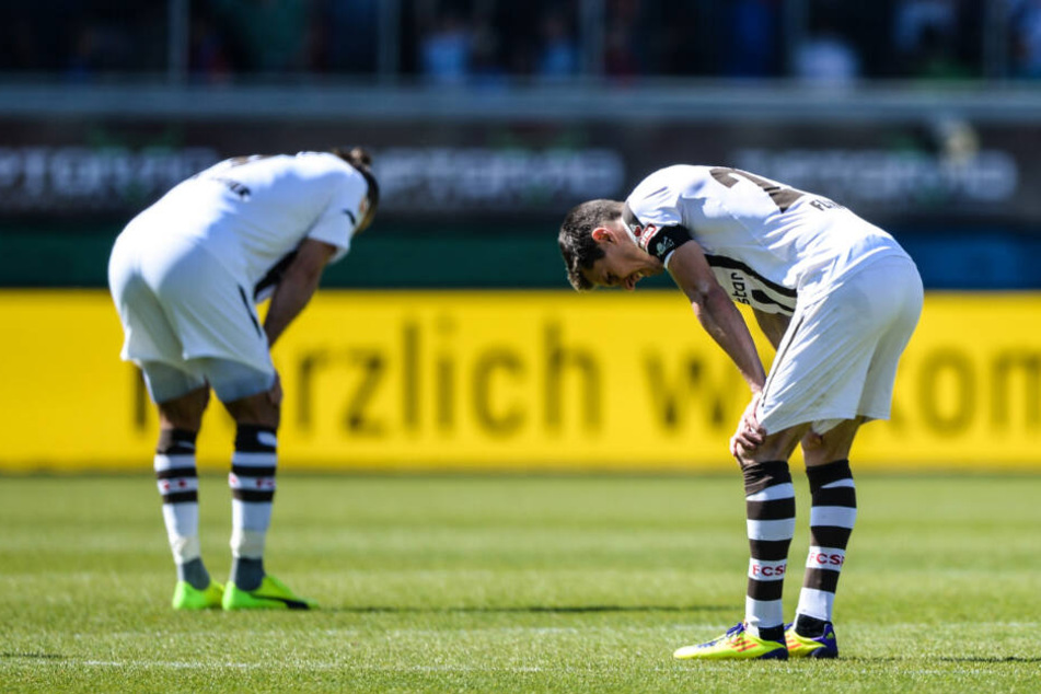 Spieler von St. Pauli nach dem Schlusspfiff gegen Heidenheim.
