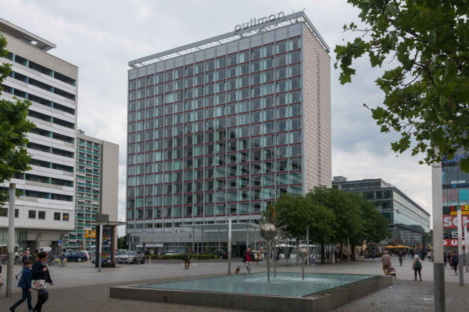 Ob Interhotel Newa, Mercure oder Pullman: Dornig bekocht seit 46 Jahren die Gäste in Dresdens höchstem Hotel, egal wie es hieß und heißt.
