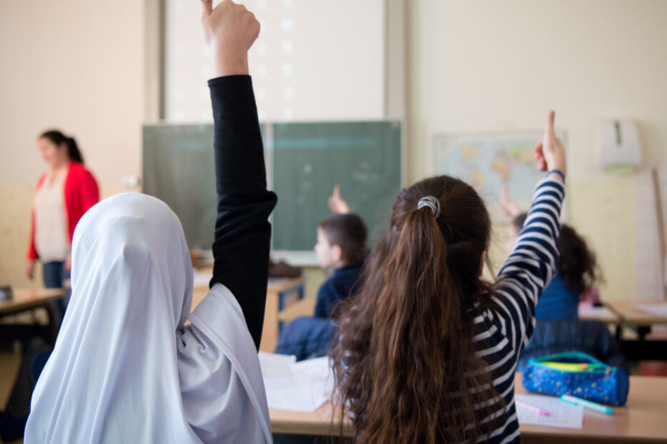 Weit besser schneidet derweil der Freistaat Sachsen ab, auch wenn die Macher der Studie noch Handlungsbedarf in Sachsen Integration sehen.