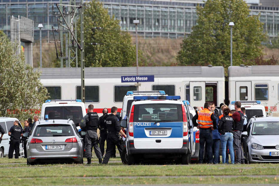 Über mehrere Stunden versuchten die Beamten mit dem aggressiven Mann zu kommunizieren.