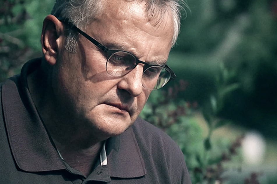 Uwe Riße (59) erläutert, wie er und die Familie mit dem Tod der geliebten Tochter Anneli (17) umgehen.