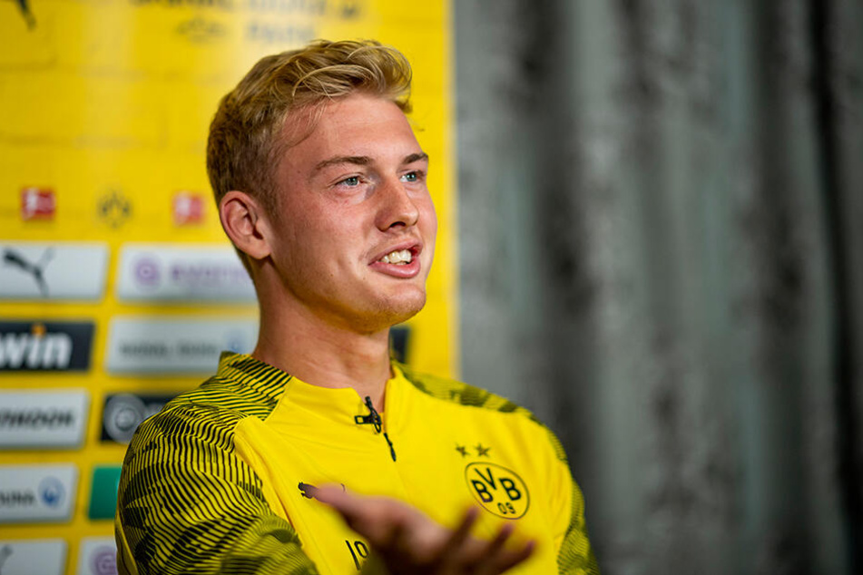 Kam nach Meinung von Marco Reus etwas zu blass aus seinem Sommerurlaub: Julian Brandt.