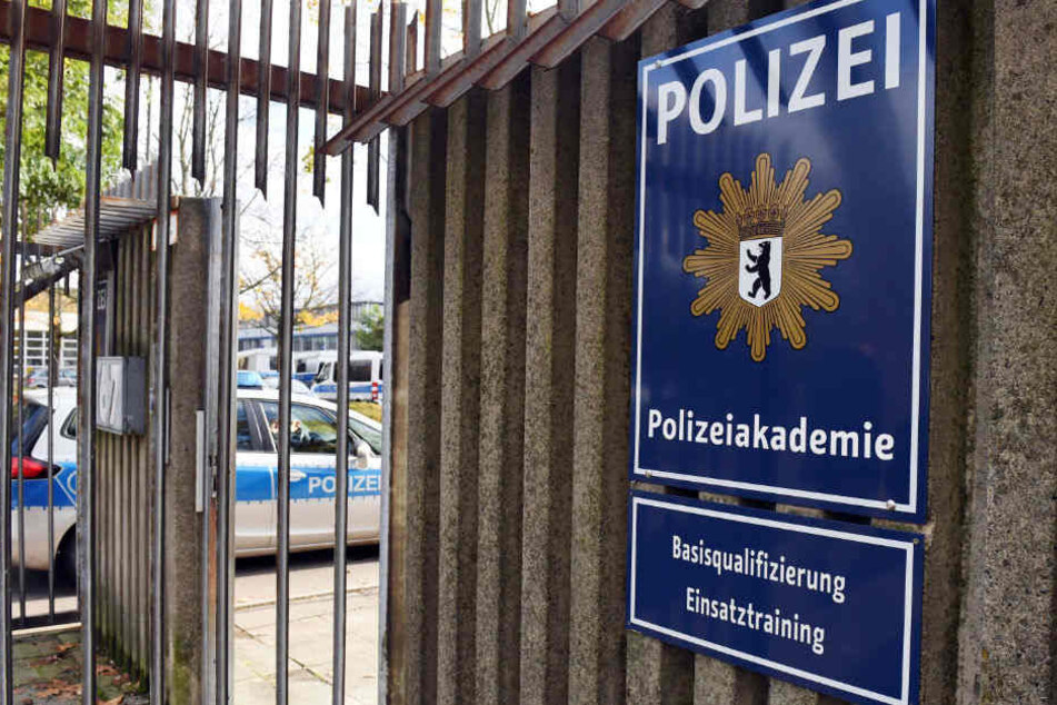 Gegen den Lehrer der Berliner Polizeiakademie wird ermittelt.