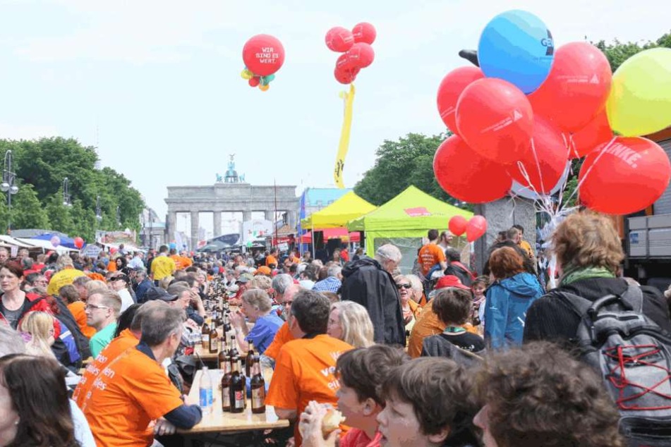 Rund ums Brandenburger Tor veranstaltet der Deutsche Gewerkschaftsbund (DGB) wieder ein Fest für die ganze Familie.