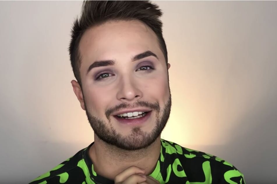 Auf seinem Youtube gibt Maxim Giacomo Schminktipps der ganz besonderen Sorte!