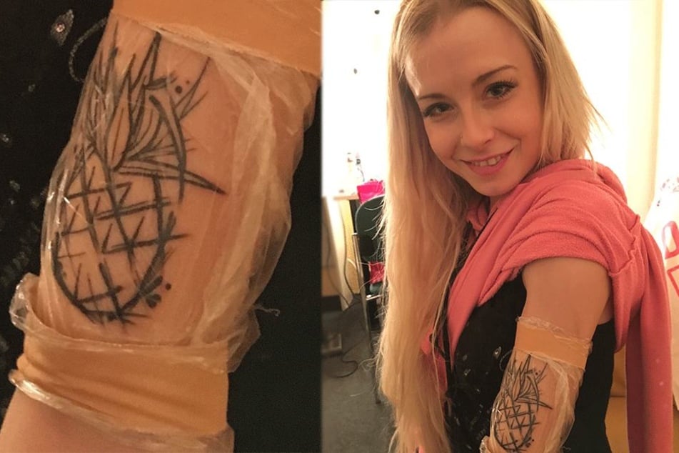 Nanu, das frisch gestochene Tattoo der Sängerin zeigt eine Ananas. Mia: "Hat auch gar nicht weh getan." Noch ist es jedoch in Folie verpackt.