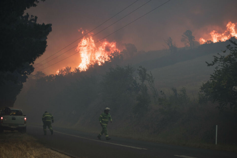 Feuer im Süden Tasmaniens, wo ebenfalls Buschbrände ausgebrochen waren.