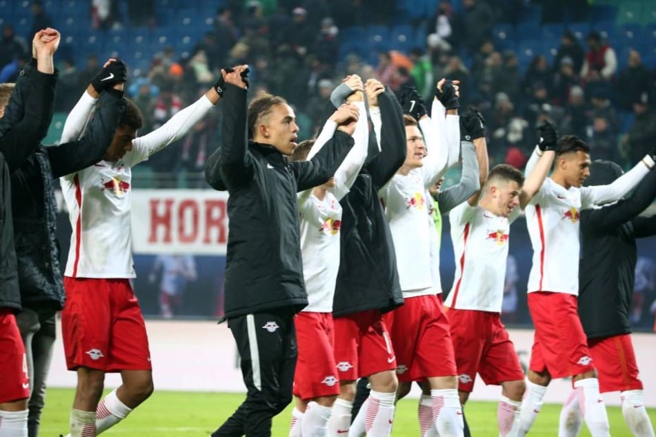 Leipzig auf Erfolgskurs: Der Aufsteiger steht nach einem Sieg über Frankfurt auch nach dem 17. Spieltag auf dem zweiten Platz.