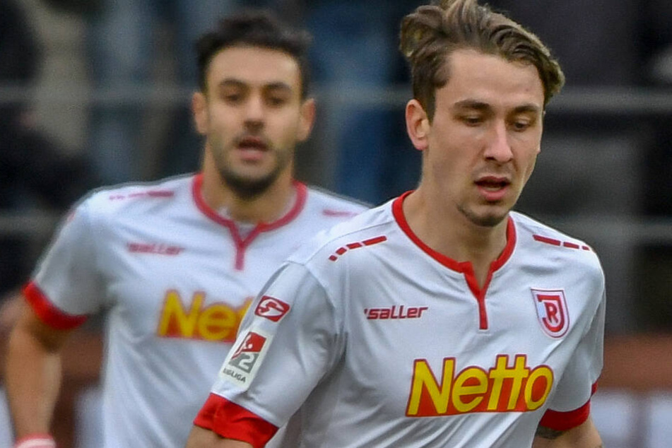 Adrian Fein (rechts) war zuvor an Jahn Regensburg ausgeliehen.