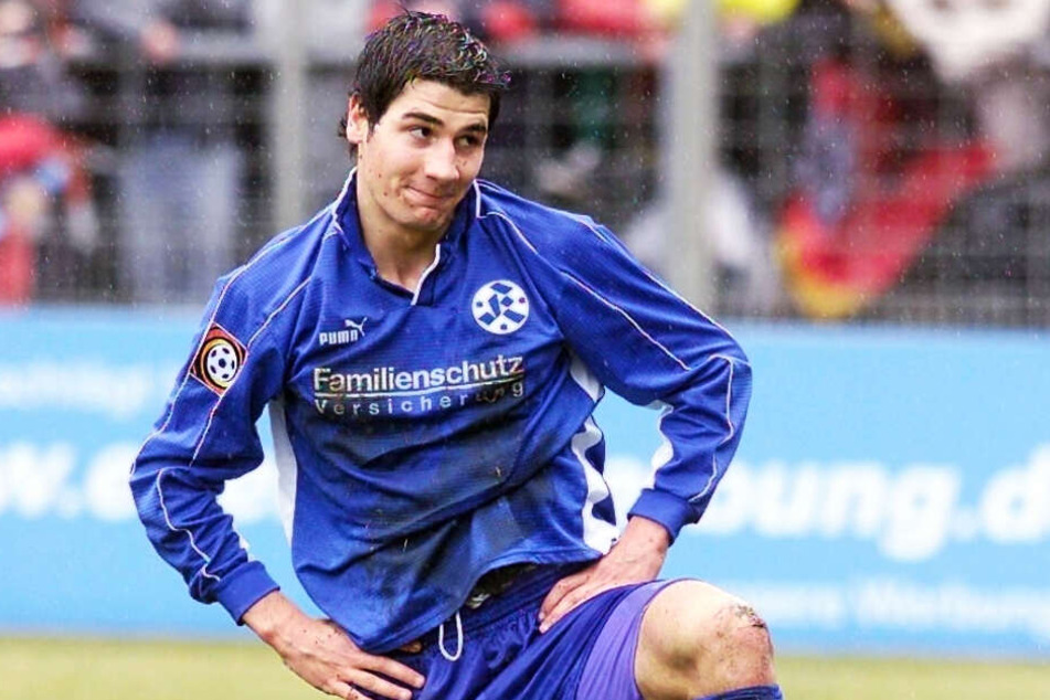 Schon ein ganzes Weilchen her: Cristian Fiel in der Saison 2000/2001 im Trikot der Stuttgarter Kickers.