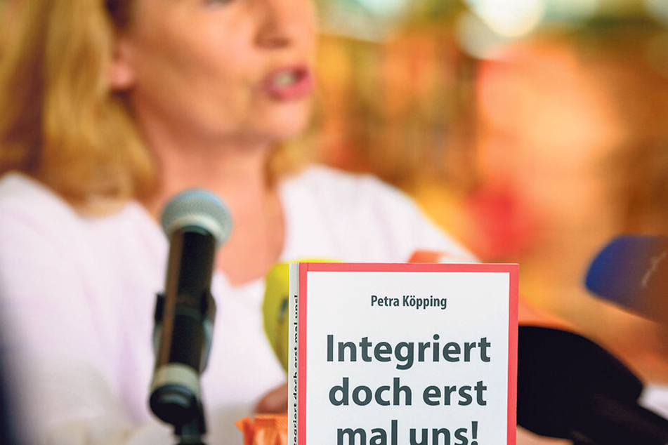 Anfang September 2018 erschien Köppings Streitschrift - Erklärungsversuche zu Hass und Wut vieler Sachsen.
