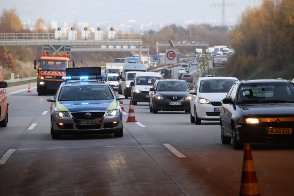 Die A17 in Richtung Dresden ist voll gesperrt. (Symbolbild)