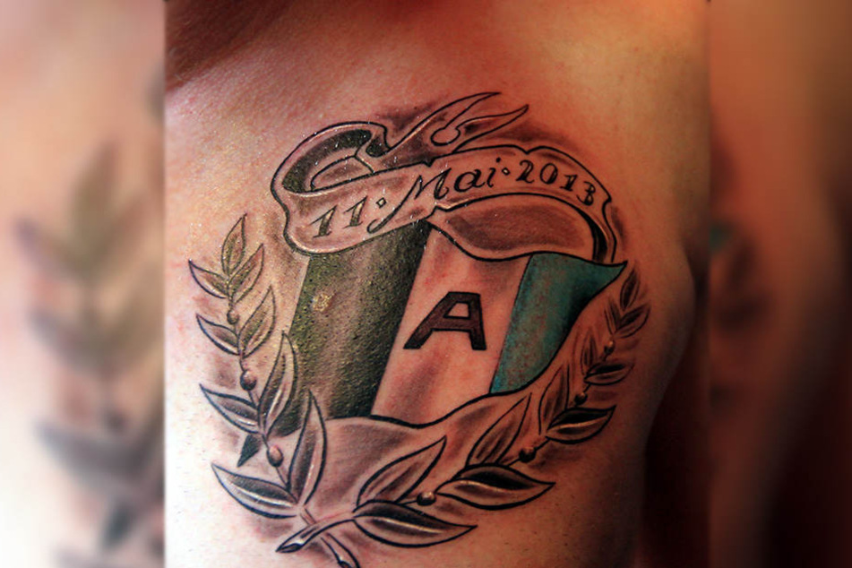 Nach dem Aufstieg 2013 ließ sich Stefan Krämer sogar ein Arminia-Tattoo stechen.