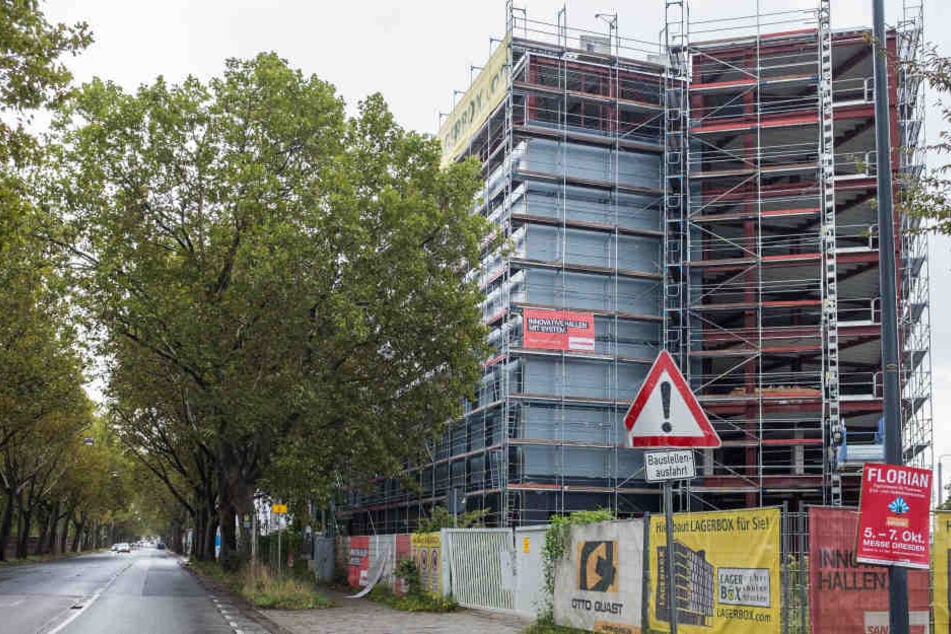 Hier wird künftig gebunkert! Auf der Hamburger Straße entstehen 1400 Lagerboxen.