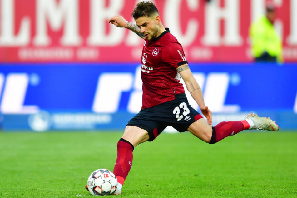 Tim Leibold spielt bisher für den 1. FC Nürnberg.