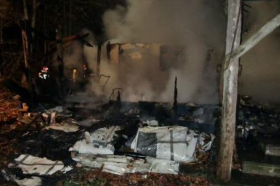Der Brandort wurde nach dem Feuer beschlagnahmt, konnte nach der Untersuchung aber wieder freigegeben werden.