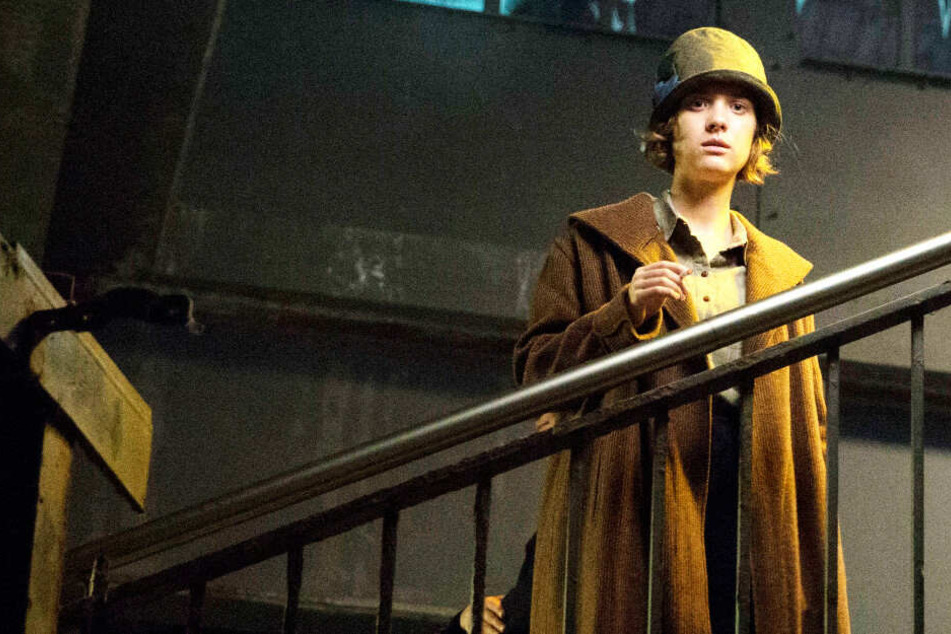 Liv Lisa Fries in ihrer Rolle Charlotte Ritter bei Babylon Berlin.