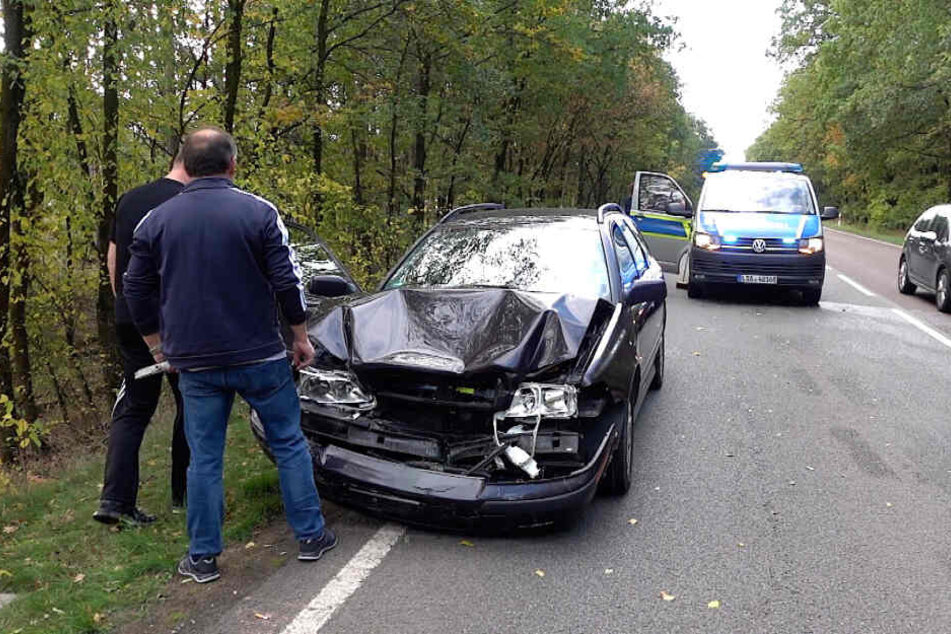 Bei Dolle ist es am Sonntag zu einem Unfall gekommen. An einem der beteiligten Fahrzeuge entstand dabei Totalschaden.