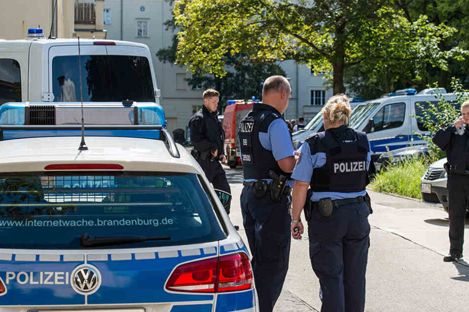 Das SEK hat in Eisenhüttenstadt einen 27-jährigen Mann festgenommen.