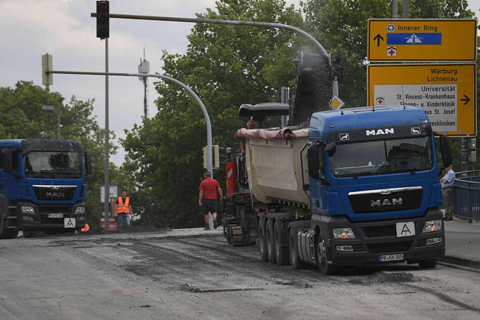 Am Liboriberg entsteht eine neue Asphaltdecke.