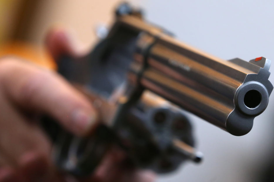 Rund 690 Waffen wurden "Reichsbürgern" in Bayern abgenommen. (Symbolbild)