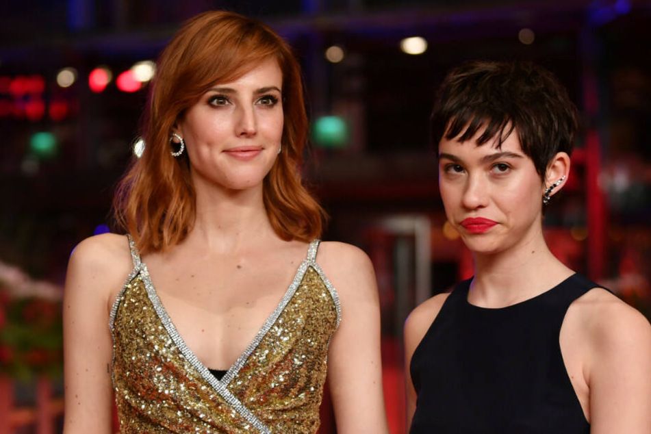 Die Hauptdarsteller Natalia de Molina und Greta Fernandez bei der Berlinale.