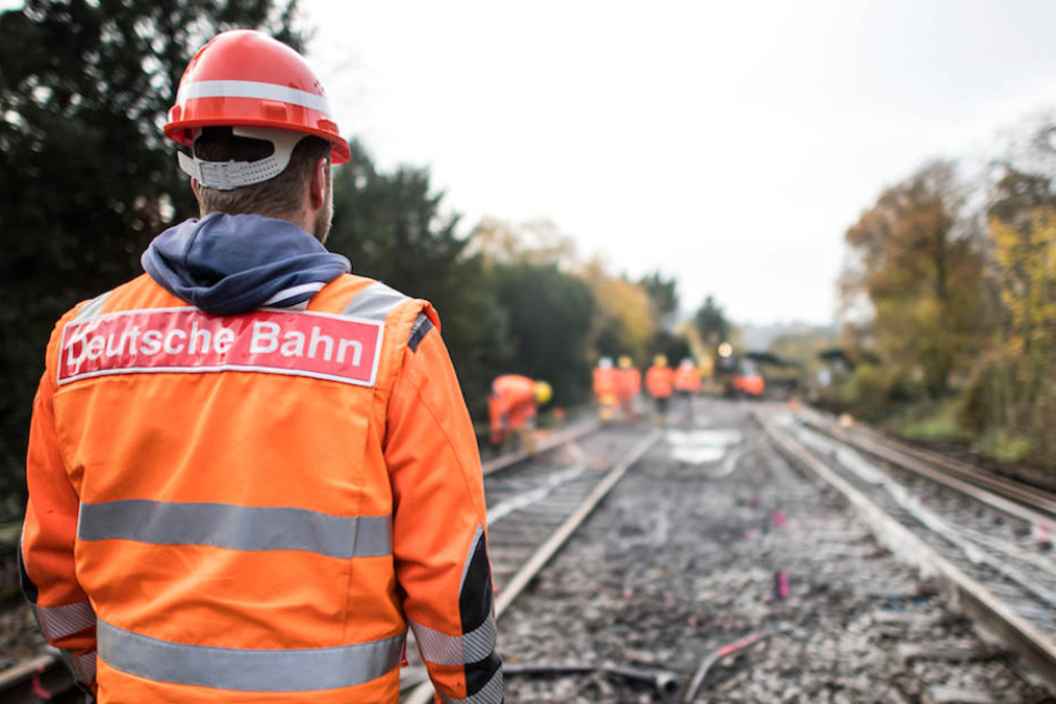 Am Bahnhof in Waren wird tagelang gebaut und deshalb kann dort kein Regionalexpress fahren. (Symbolbild)