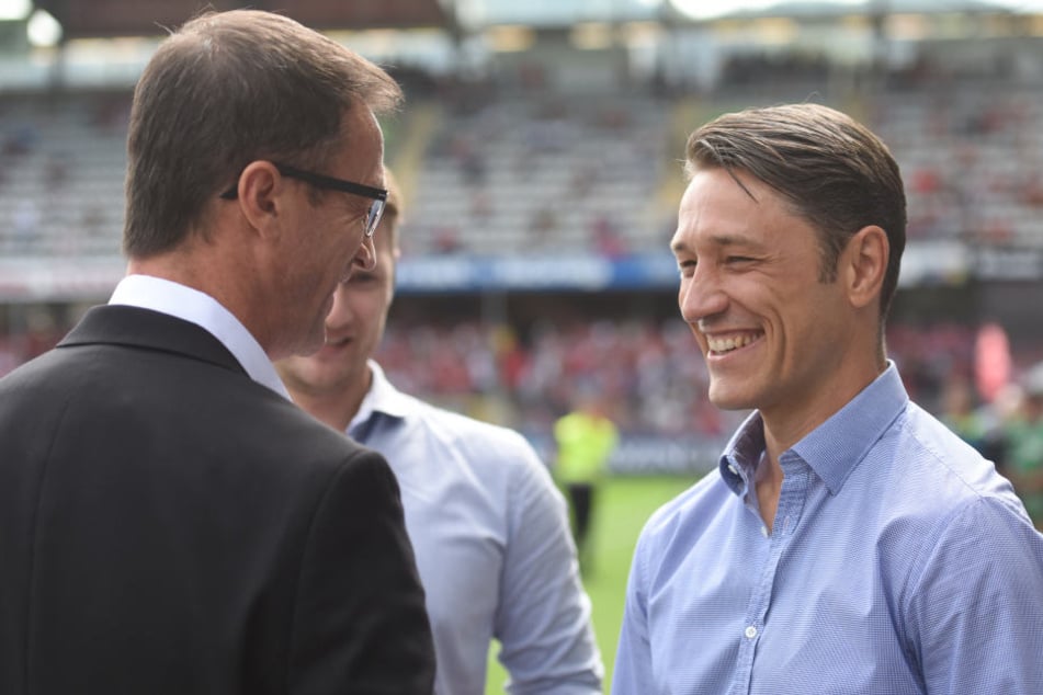 Hat gut lachen: Die Truppe von Niko Kovac (rechts) zog ohne Probleme in die zweite Runde des Pokals ein.